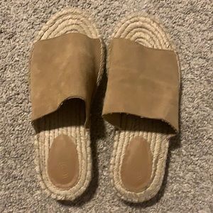 Urban outfitter size 8 sandal
